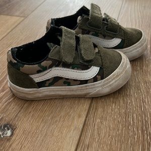 Toddler camo vans 5